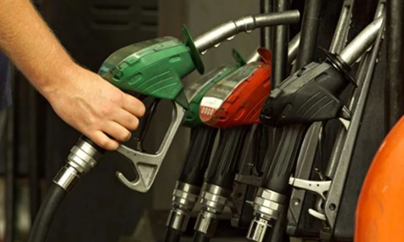 Petrol prices in Pakistan can be expected to increase starting Sept 16th